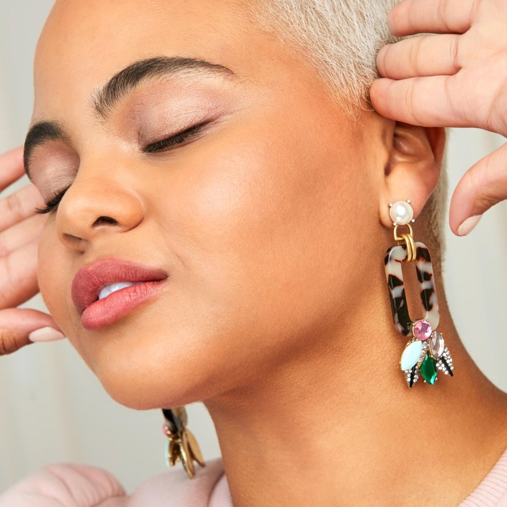 :: Stella & Dot 'Retired' Belle Statement Earrings - Picture 4 of 16